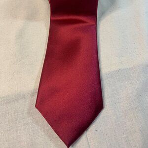 Geoffrey Beene Red Hand Made 100% Polyester Men’s Neck Tie